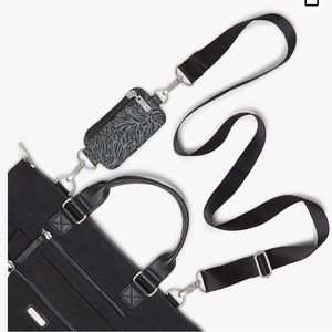 Baggallini link pouch NWOT